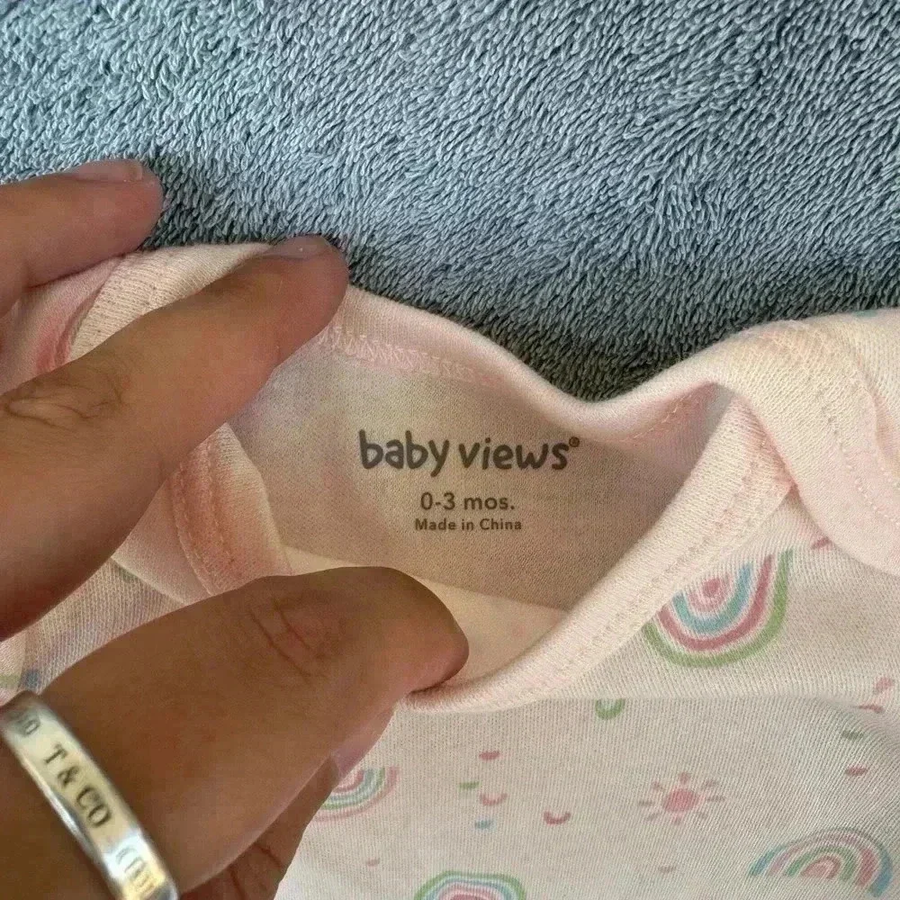 Set of 2 Onesies NWOT 0-3m
